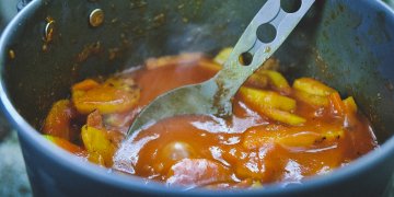 Stufato veg con lenticchie e curcuma | Bikepackingchef™