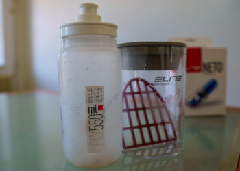 Sterilizzare le borracce in 1 minuto con Neto di Elite